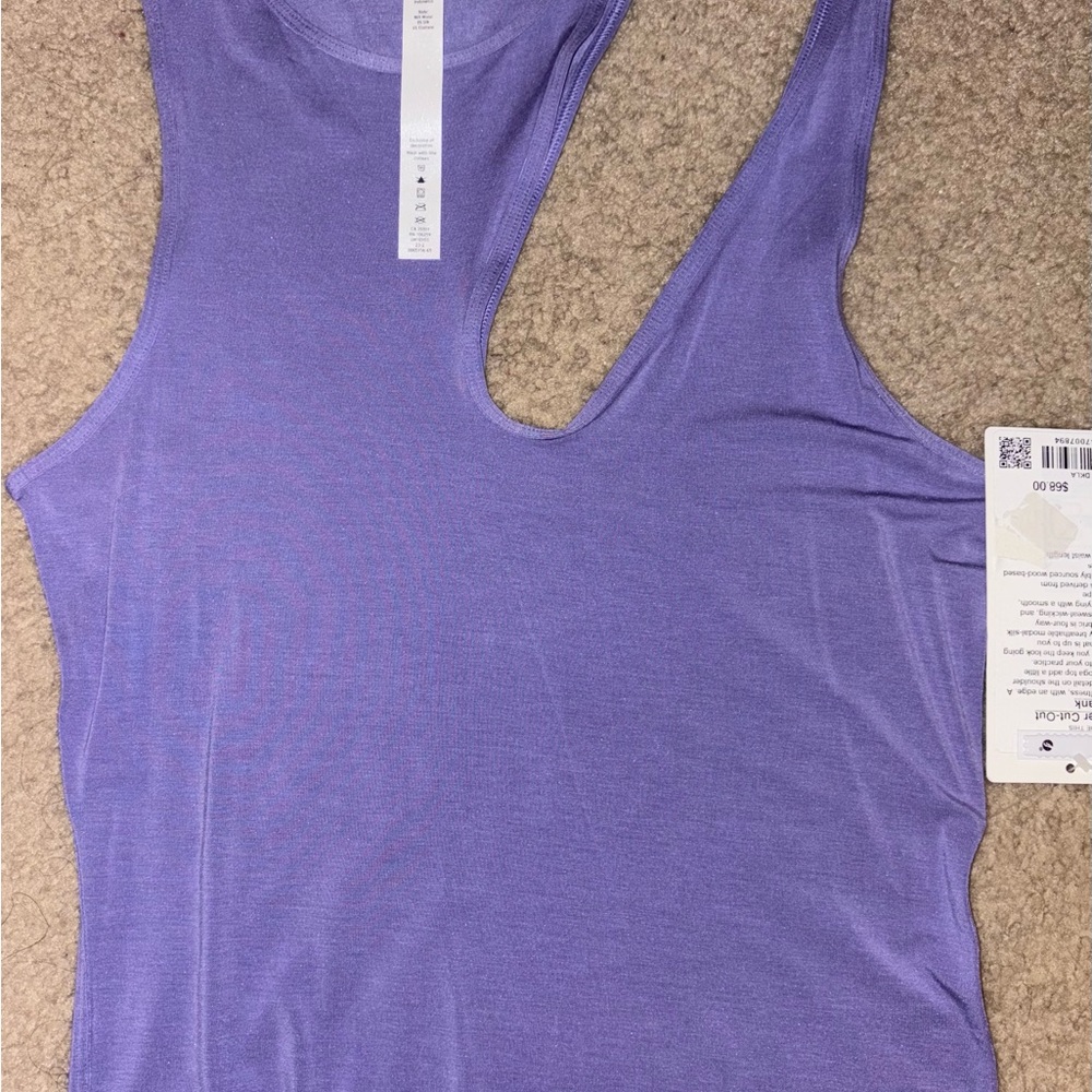 Lululemon shoulder cut-out Yoga Tank
